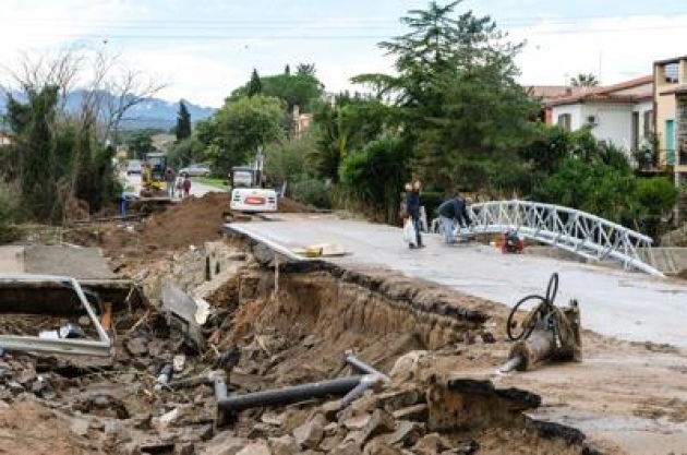 LEGAMBIENTE: 3 'BOMBE' SU 10 SONO CALABRESI. IN PERICOLO MIGLIAIA DI CITTADINI - 