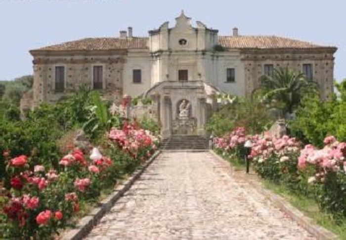 STIGNANO: VILLA CARISTO TRA LE PIU' BELLE D'ITALIA - 