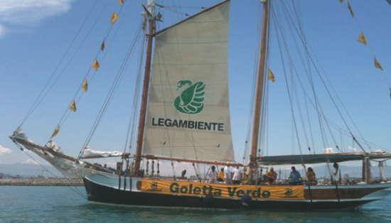 La Goletta Verde di Legambiente arriva a Roccella Jonica - 