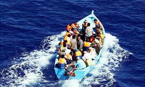 In arrivo nave con 194 migranti - 