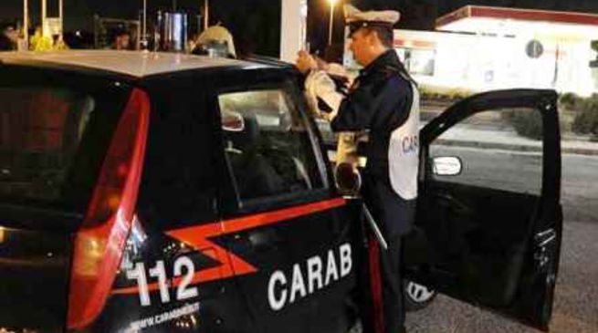 Ruba denaro a non vedente, arrestato  - 