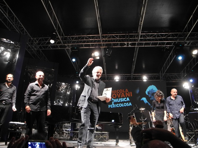 SETTEMBRE AL PARCO, MIGLIAIA DI PERSONE ALLO STRAORDINARIO ED EMOZIONANTE CONCERTO DEL MAESTRO NICOLA PIOVANI. EMOZIONI IN MUSICA - 