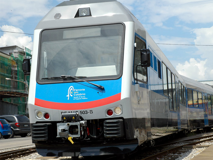 ANCORA TAGLI AI TRENI IN CALABRIA: NON VERRANNO RIPRISTINATE LE LINEE A LUNGA PERCORRENZA - 