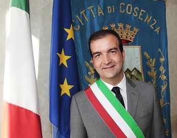 Droga: arresti a Cosenza; sindaco: 'bene azione investigativa' - 