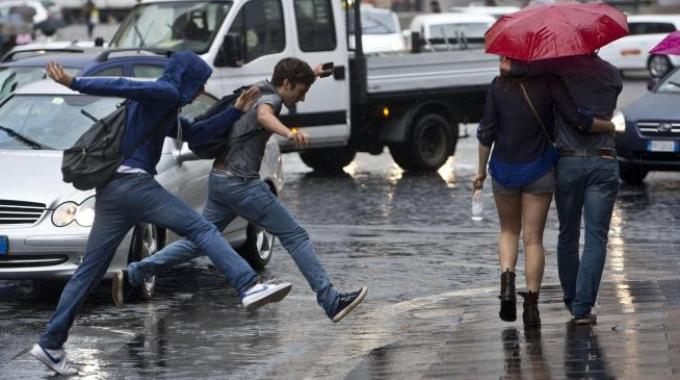 Siderno: in arrivo una forte perturbazione. Istituita una nuova allerta meteo - 