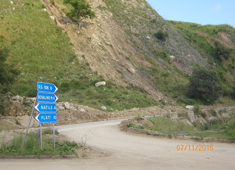 CHIUSA AL TRAFFICO LA STRADA SP/2 BOVALINO-BAGNARA, ISOLATI PLATI' E NATILE. - 