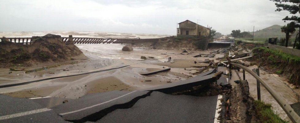 CALABRIA: Nessuno aiuto. Nessuno STATO D'EMERGENZA. - 