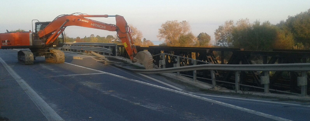 CAULONIA: Ponte Allaro presto riaprirà il tratto di strada  - 