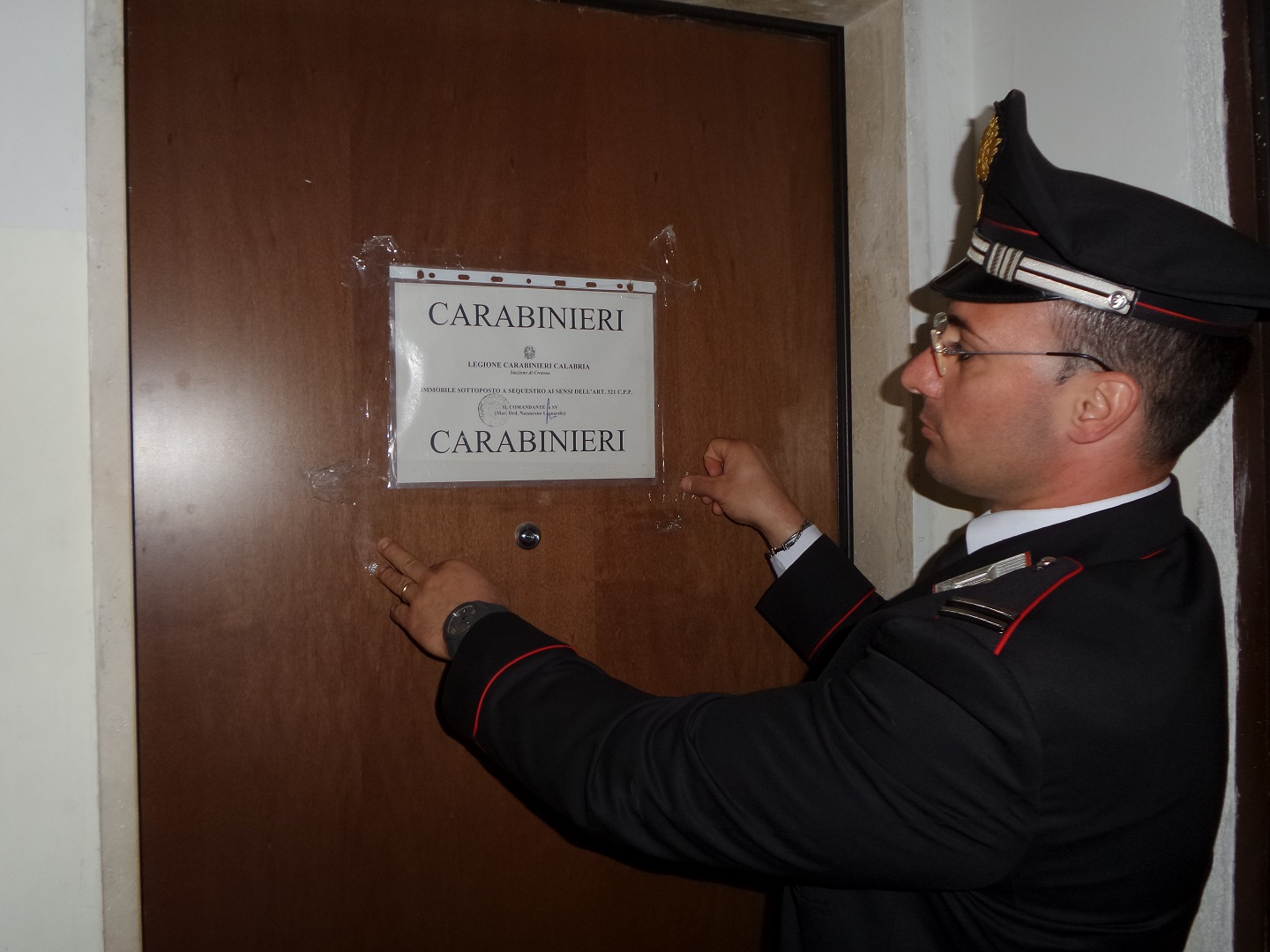 Blitz dei Carabinieri: chiusa casa di appuntamenti - 