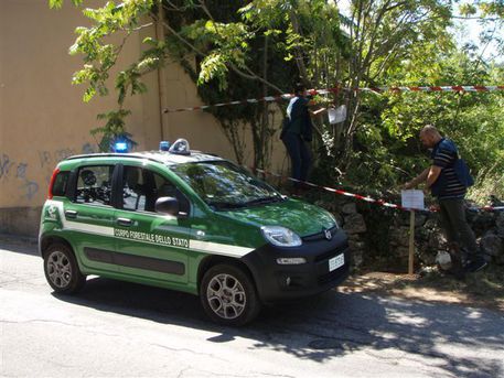 Sequestrato complesso abusivo in zona a rischio esondazione  - 