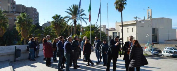 Protesta dei dipendenti Asireg davanti al Consiglio: L'Ente non paga contributi da anni - 