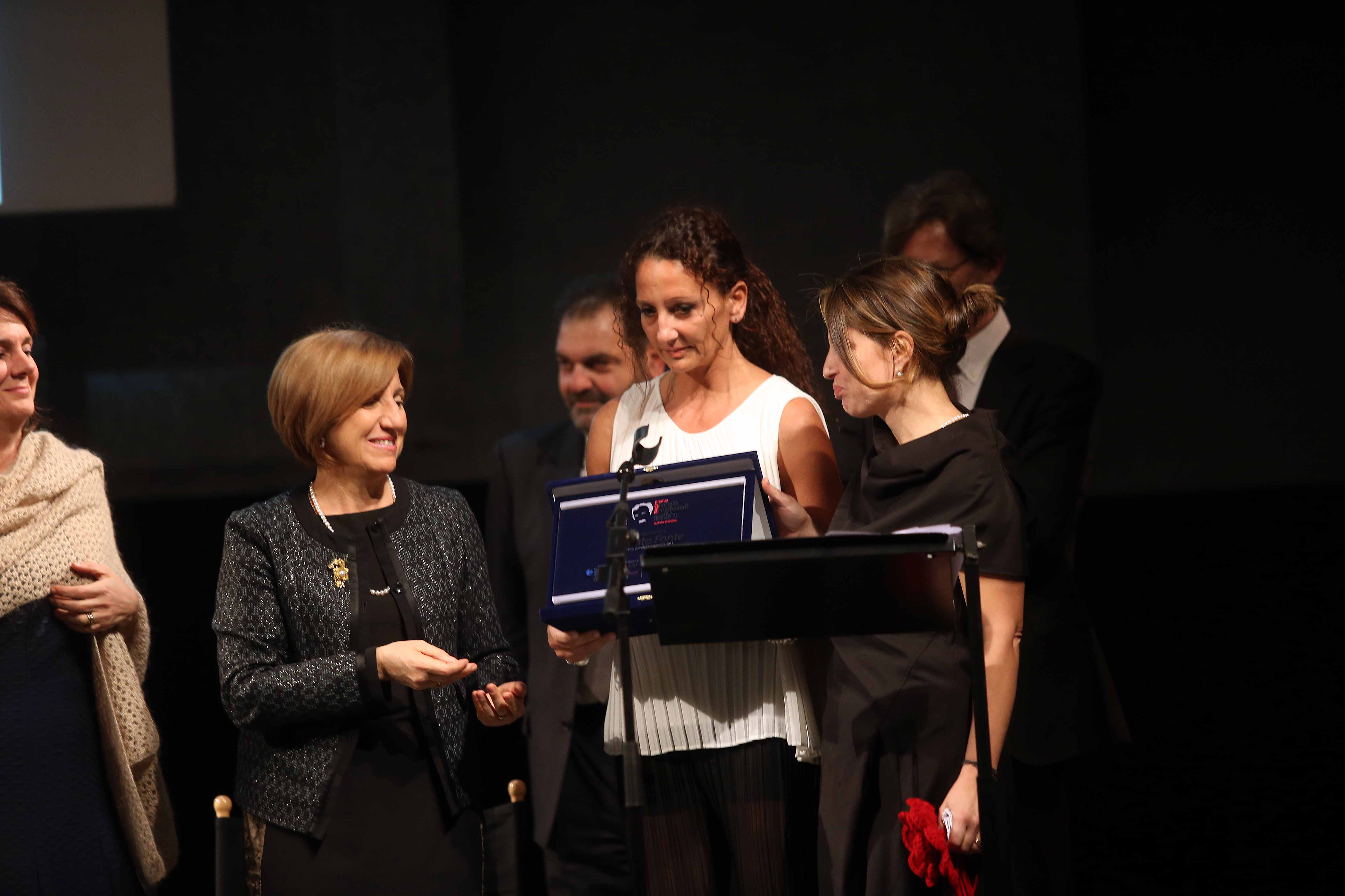 PREMIO ALLA LEGALITA' DALL'UNSIC A MARIA CARMELA LANZETTA - 