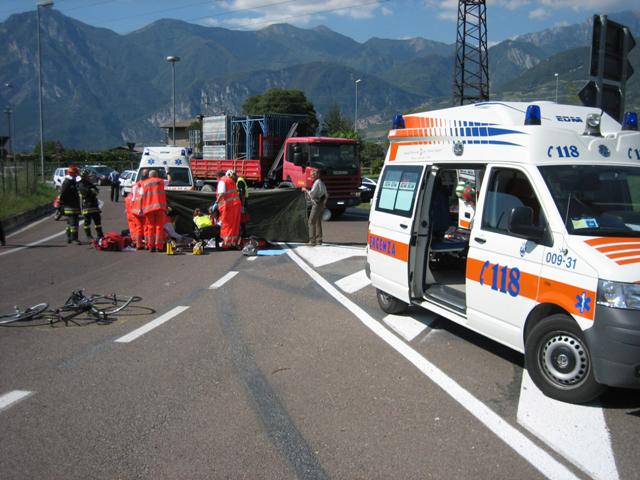 Incidenti stradali: scontro tra auto sulla Statale 106 reggina, un morto e tre feriti  - 