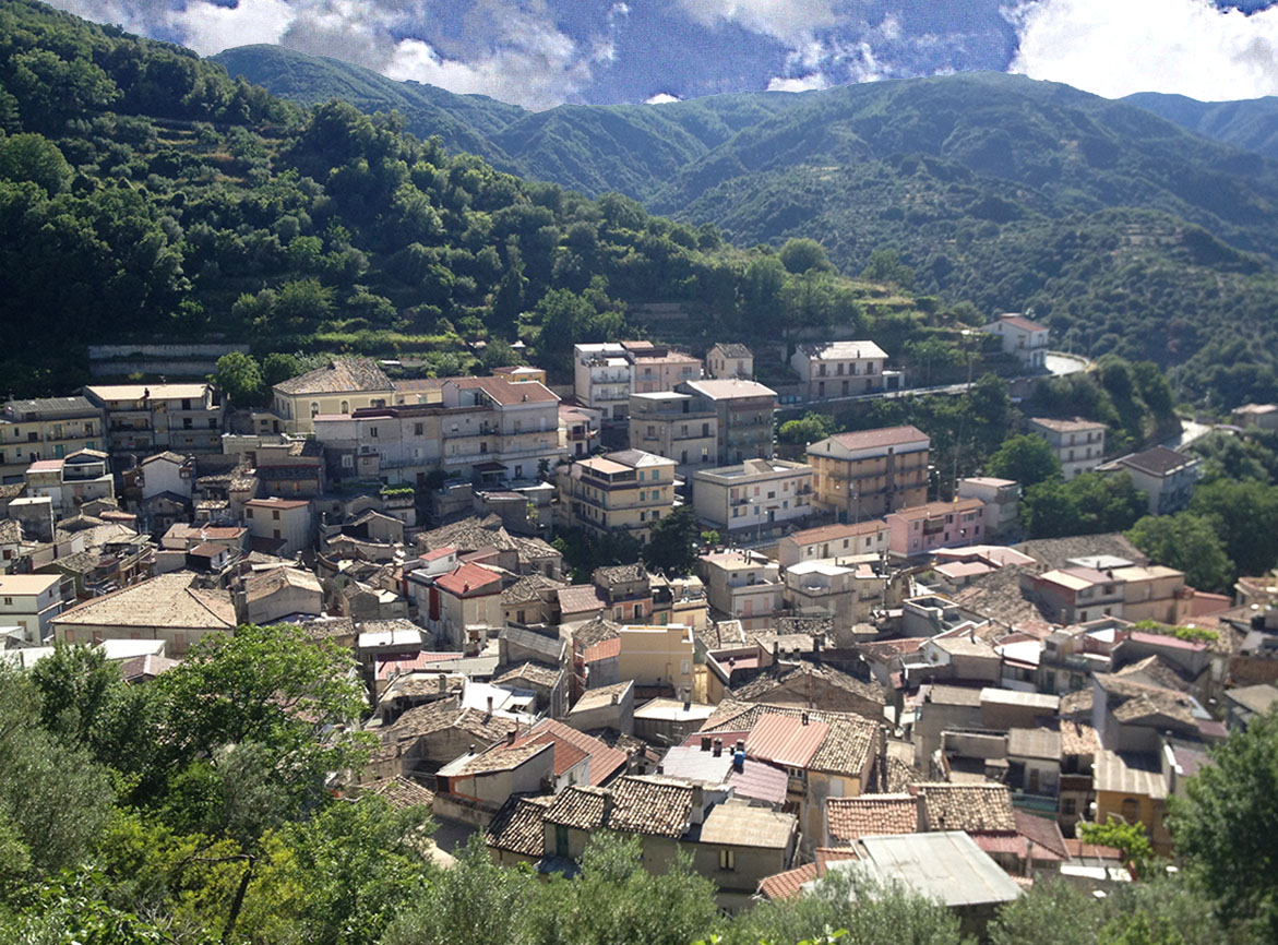 PAZZANO, BATTAGLIA DI MANIFESTI MURALI - 