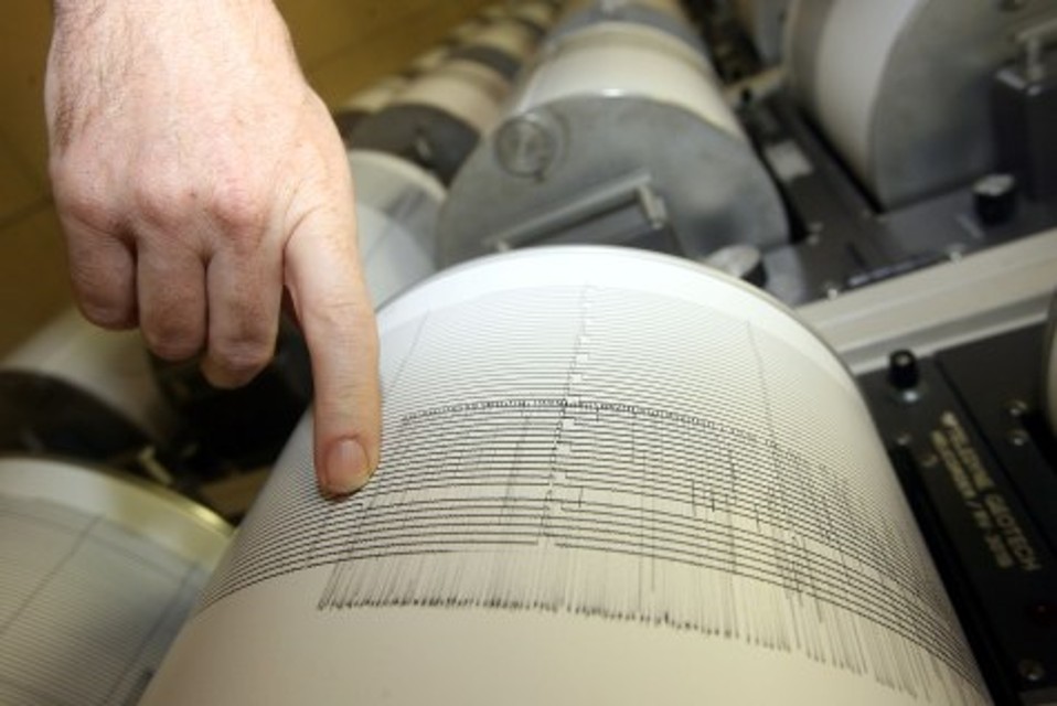 Terremoti: scossa di magnitudo 3.3 nello stretto di Messina  - 