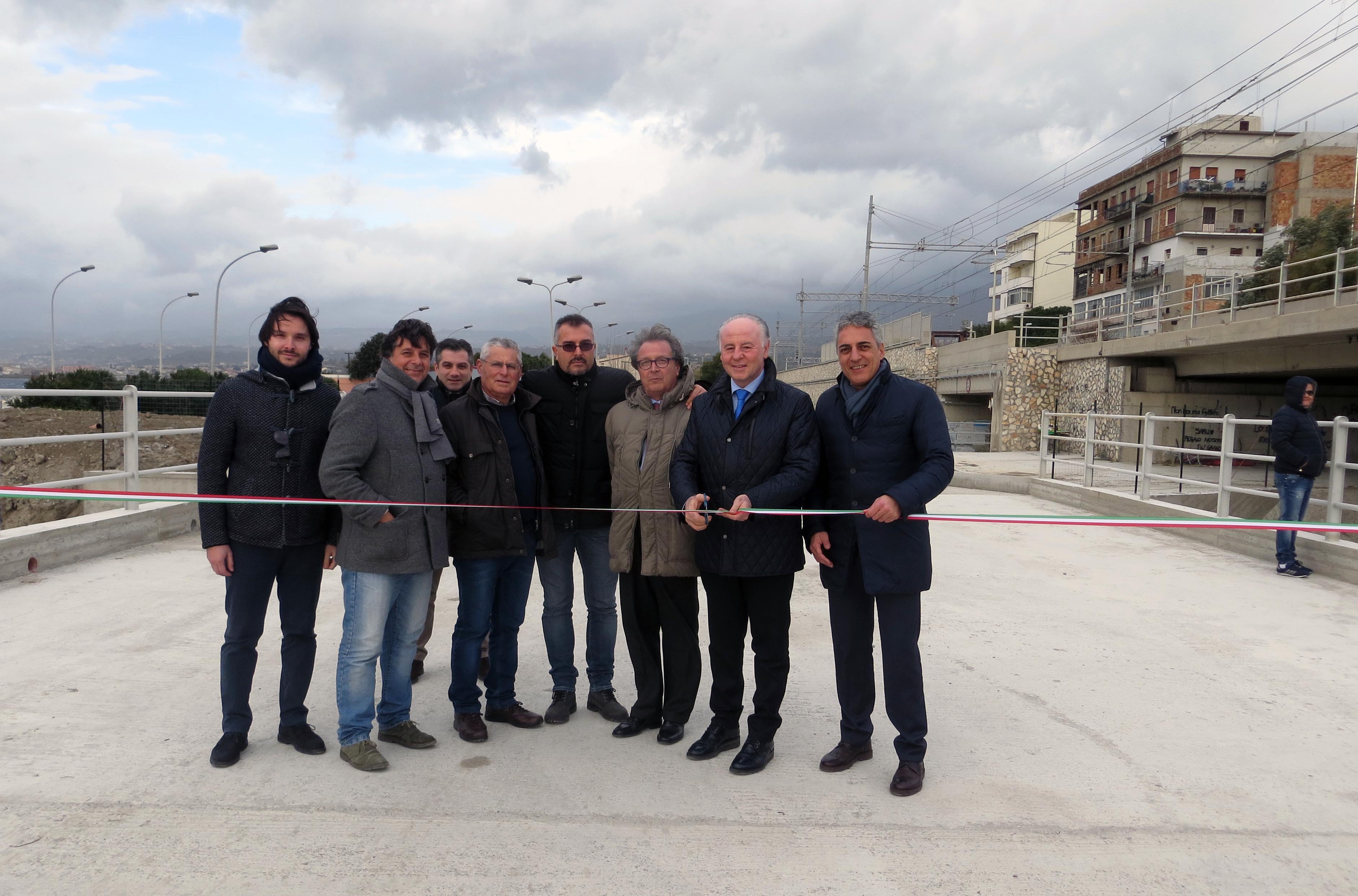 APERTO AL TRAFFICO IL PONTE SUL TORRENTE FIUMARELLA, SODDISFATTO IL PRESIDENTE RAFFA - 