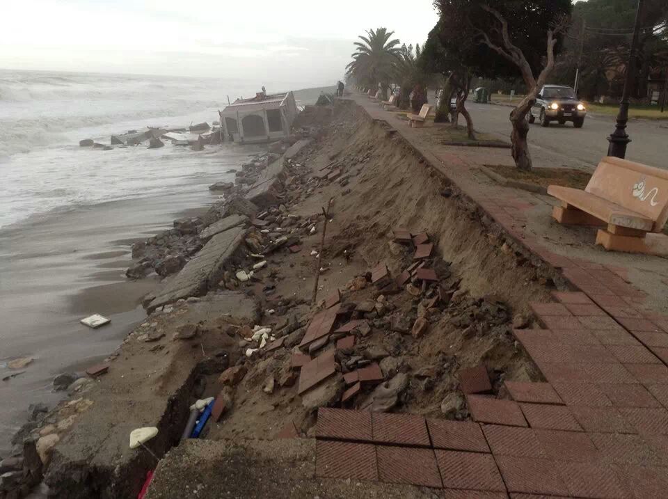 Siderno, Caruso (Volo): 'guardo il mio mare e penso alla spiaggia che non c'è più' - 