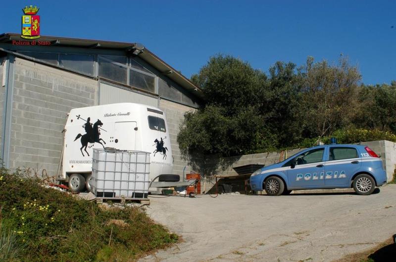 Abusivismo edilizio a Siderno, fermate 25 persone tra cui Michele Correale vicino alla famiglia Commisso - 