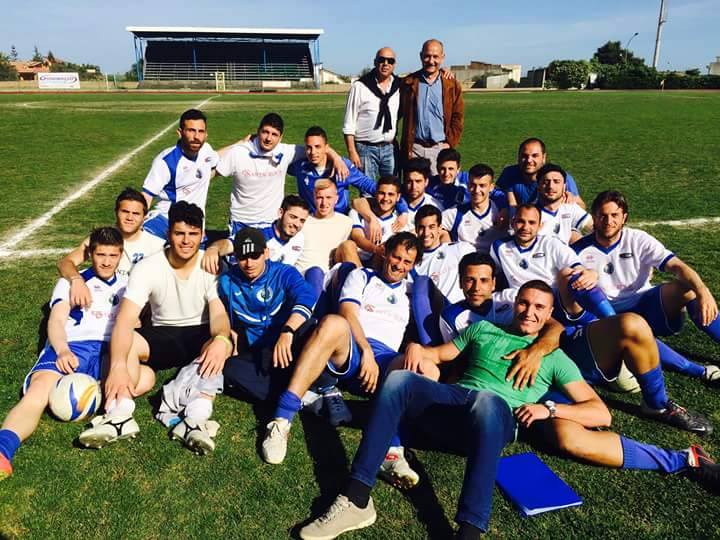 CALCIO: ECLATANTE PROTESTA DELL'ASD SIDERNO CALCIO, IN CAMPO CONTRO IL LOCRI CON GLI UNDER 18 - 