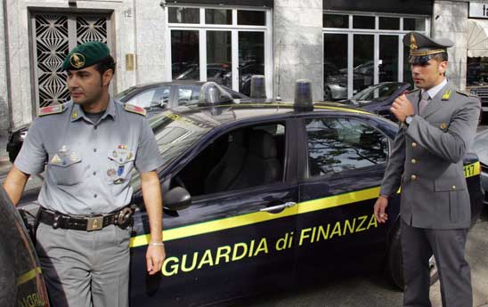 GUARDIA DI FINANZA CALABRIA: RESTITUITO ORO E GIOIELLI PROVENTO DI FURTO - 