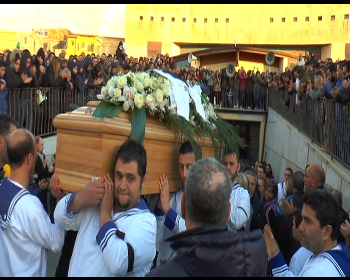 Gioia Tauro, in migliaia ai funerali per lultimo saluto a Fortunato, Marzio, Giuseppe e Francesco - 