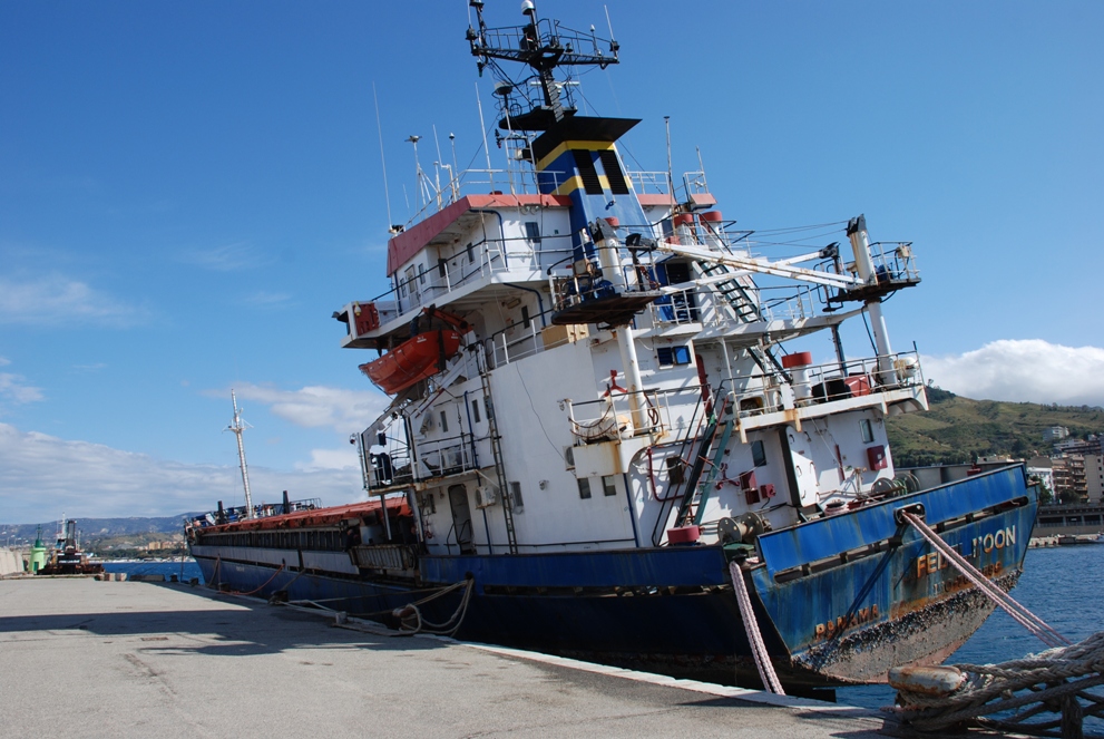 Capitaneria di Porto: M/N Fedel Moon sequestrata e ormeggiata nel porto di RC - 