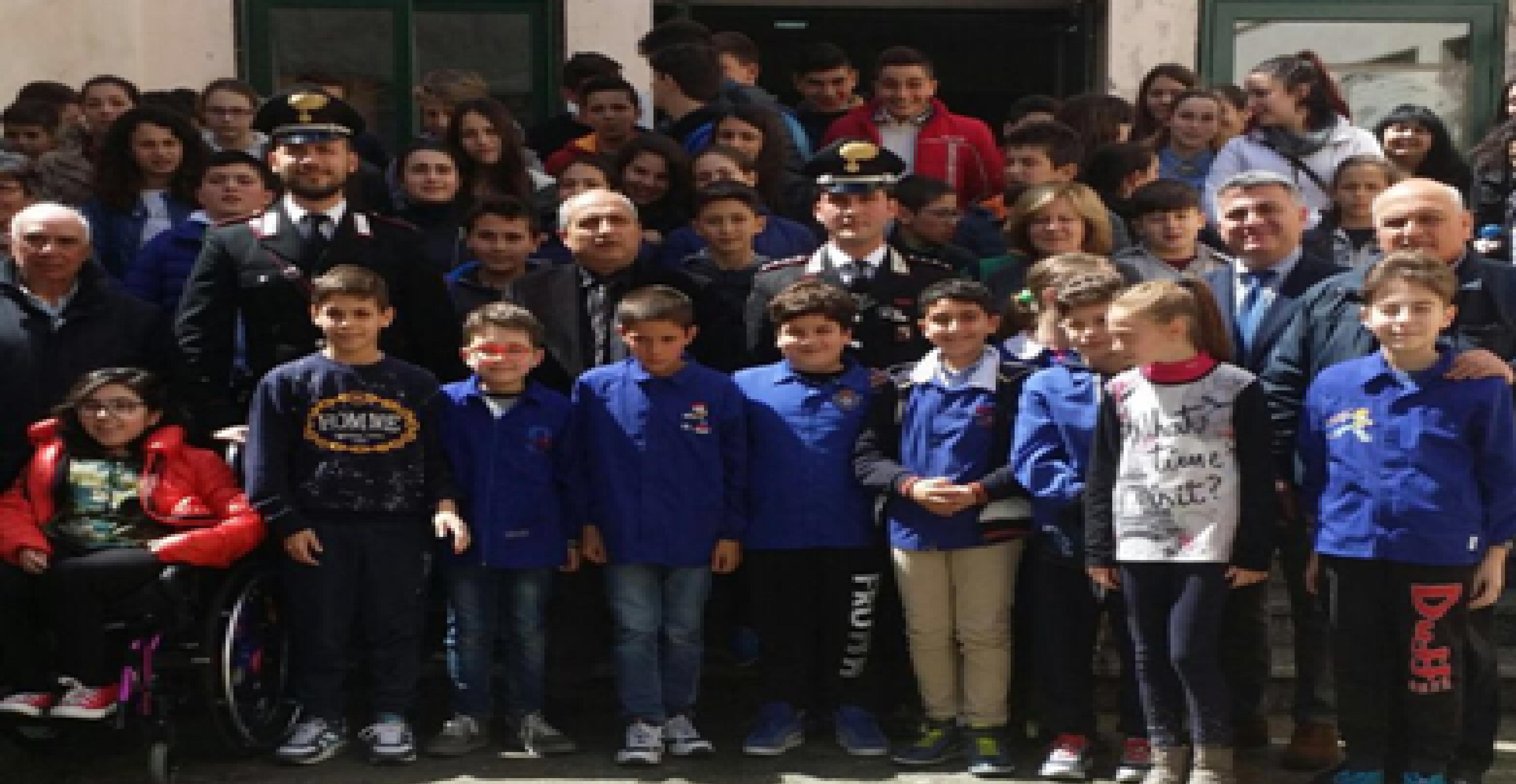 GRUPPO LOCRI: A SCUOLA DAI CARABINIERI - 