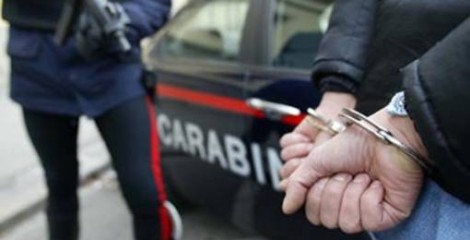 LOCRI: EVADE I DOMICILIARI, ARRESTATO 46ENNE - 