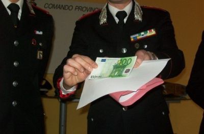 Ciminà: notificato dai Carabinieri un provvedimento di chiusura per 15 giorni a un circolo/bar considerato abituale ritrovo di pregiudicati.  - 