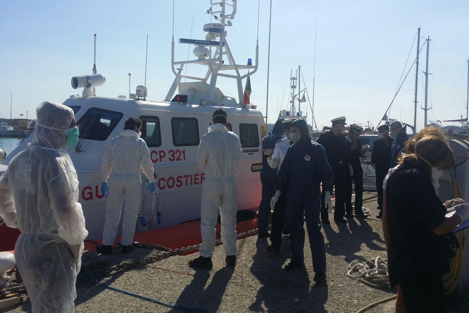 ROCCELLA: ALTRO SBARCO ALLE ORE 14.00, POTREBBE SCATTARE EMERGENZA PROFUGHI. - 