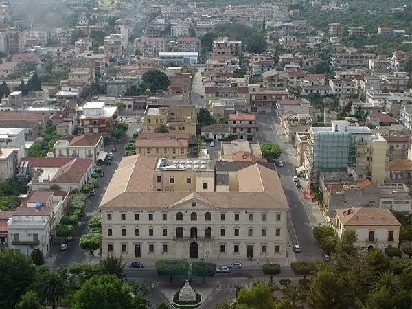 LOCRI: VENERDÌ 24 SI DISCUTERA' DI GENERAZIONE GIOVANI - 