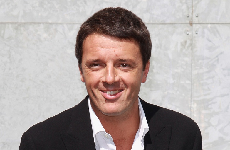 Renzi in Calabria, operai AnsaldoBreda lo applaudono  - 