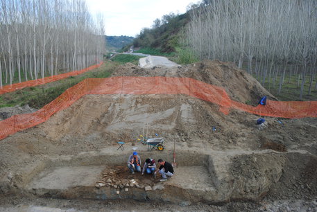 Ritrovata antica strada di epoca medioevale nel vibonese - 