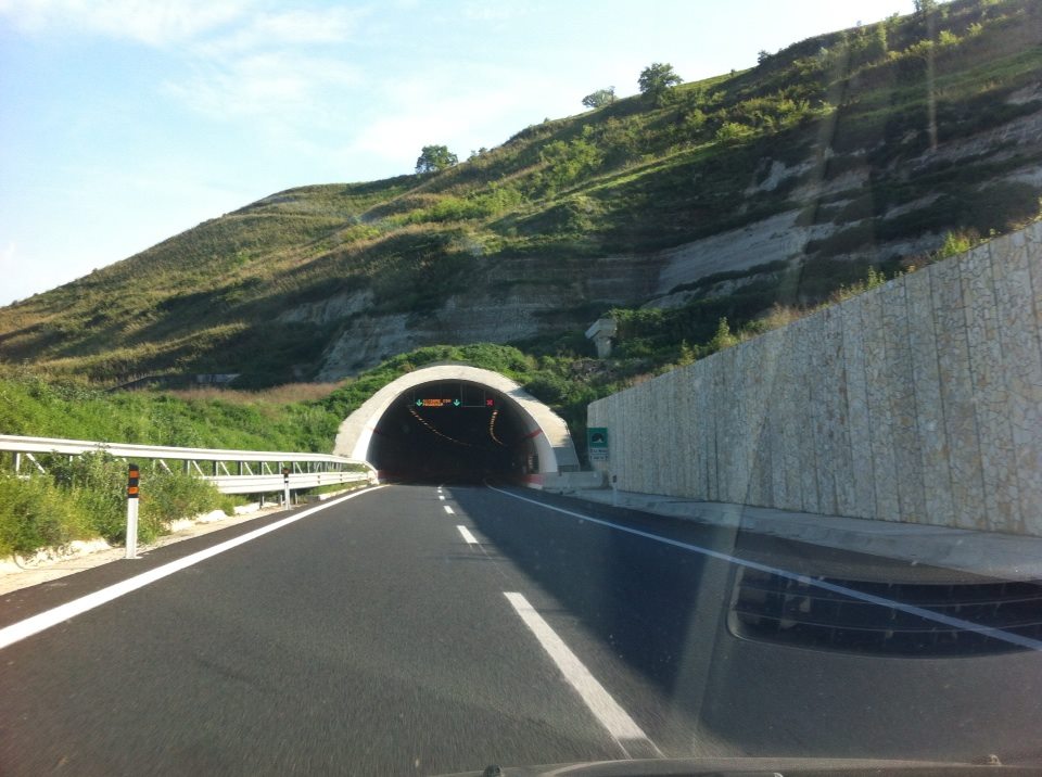 A3: SOLO UN RESTYLING PER LA TRATTA REGGIO-VILLA. LA CISL INSORGE. - 