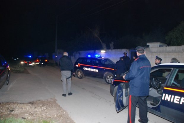 PLATI': ARRESTATO IL PERICOLOSO LATITANTE NATALE TRIMBOLI, IN MANETTE ANCHE 3 FIANCHEGGIATORI - 