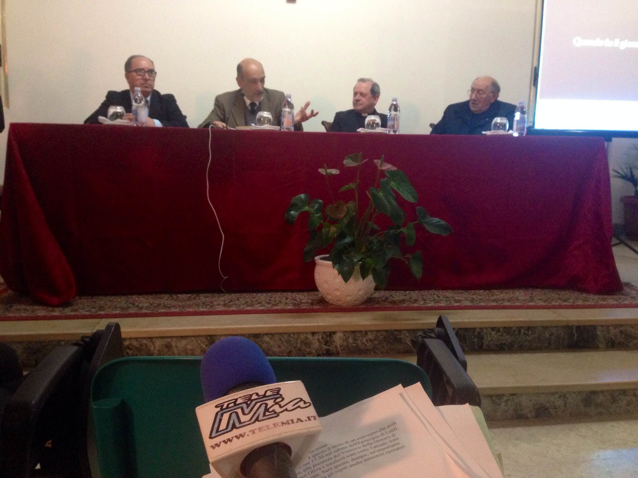 RACCONTIAMOLA BENE QUESTA TERRA. CONVEGNO ALL'EPISCOPIO SU COMUNICAZIONE E TERRITORIO - 