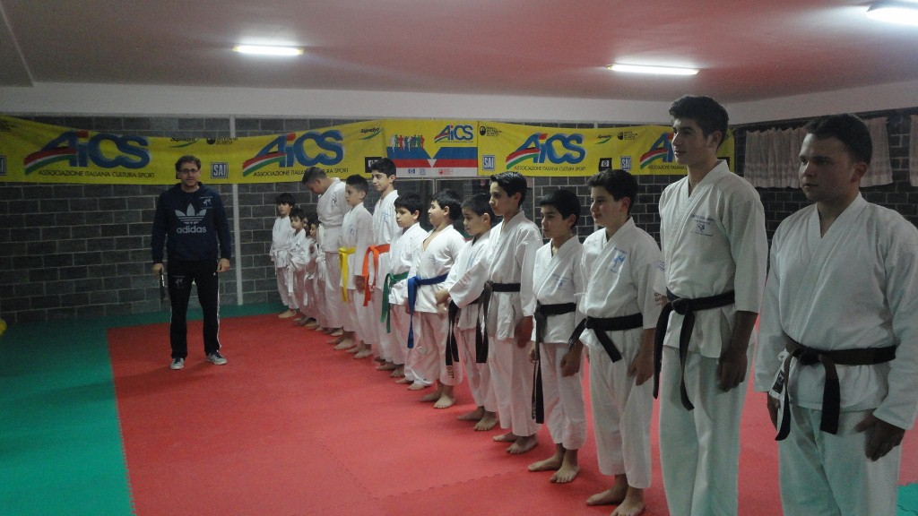 Tempo d'Esami per gli Atleti del CENTRO STUDI KARATE del M° URSINO    - 