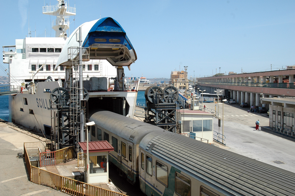 SEL Calabria: dismissione traghettamento ferroviario stretto Messina è una dichiarazione di guerra al sistema trasporti. - 