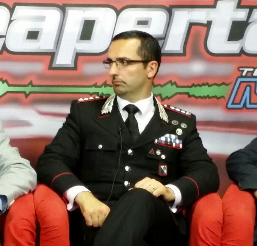 LOCRI: I CARABINIERI SCOVANO L'UOMO CHE TENTÒ DI RAPINARE UN SUPERMERCATO. - 