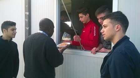 IMMIGRATI ROSARNO: INTERVIENE L'ASSOCIAZIONE 'IL MIO AMICO JONATHAN' - 