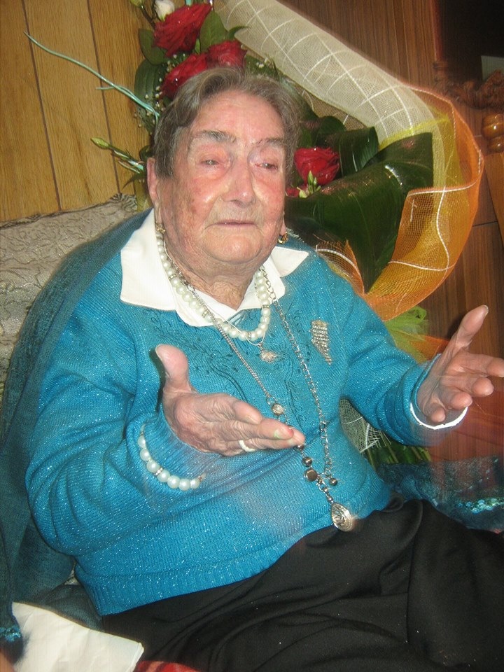 SAN LUCA: NONNA PINA SPEGNE 107 CANDELINE - 