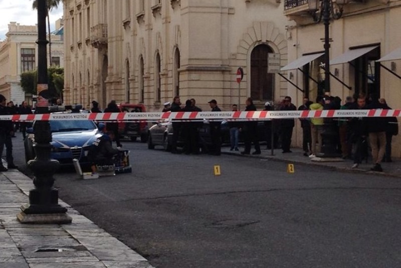 Reggio Calabria: Tensione al congresso di Magistratura Democratica, uomo spara davanti a teatro  E' stato bloccato. Ministro Orlando:se processo breve prescrizione ridotta  - 