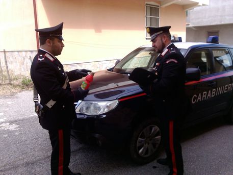 Acido al volto del rivale in amore, arrestato - 