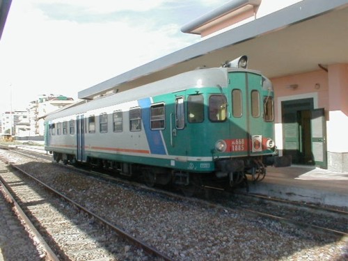 Roccella J. (RC): giornata di mobilitazione per salvare la ferrovia - 