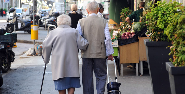 Sindacati pensionati: 'Governo taglia 102 mln al Sud' - 