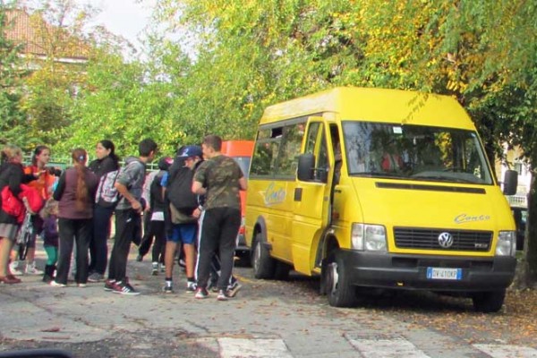 Bovalino: l'Amministrazione ha lasciato a piedi anche gli studenti. - 