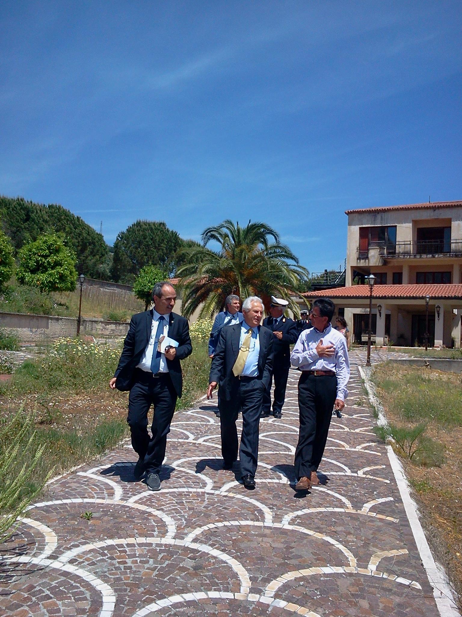 OSPEDALE FANTASMA DI GERACE: IL SINDACO VARACALLI TORNA ALLA CARICA, DELIBERA DELLA GIUNTA COMUNALE - 