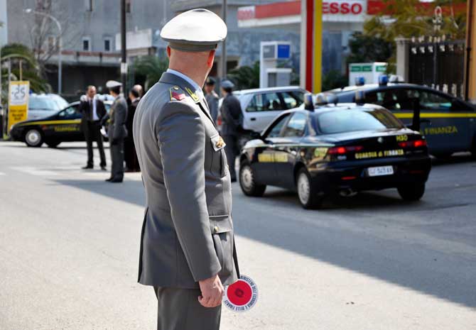 Dopo fallimento azienda simula furto di merce, denunciato  - 