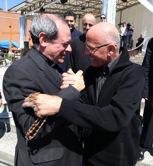 UN OCEANO DI FEDELI MARIANI L'11 MAGGIO A SANTA DOMENICA DI PLACANICA - 