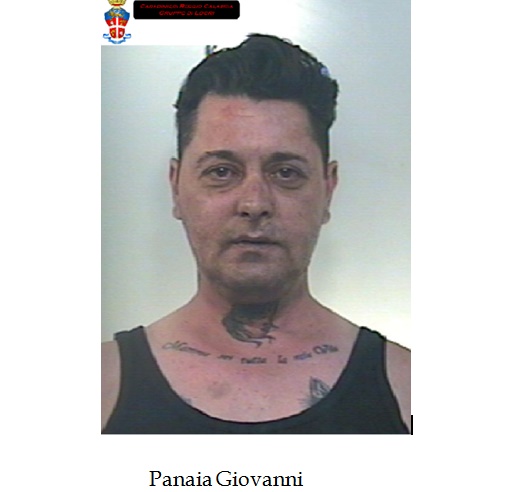 Roccella Jonica. Infastidisce gli studenti e poi aggredisce i Carabinieri: Arrestato Giovanni Panaia di 40 anni. - 